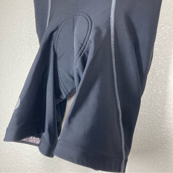 Pearl Izumi Mens Black Cushioned Biking Cycling Shorts Small Pad inseam 6.5 - Picture 4 of 14